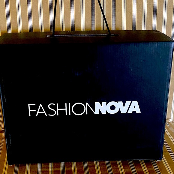 PLATFORM SNEAKERS BY FASHION NOVA ❤️🔥 NEW WITHOUT TAG - Picture 10 of 13